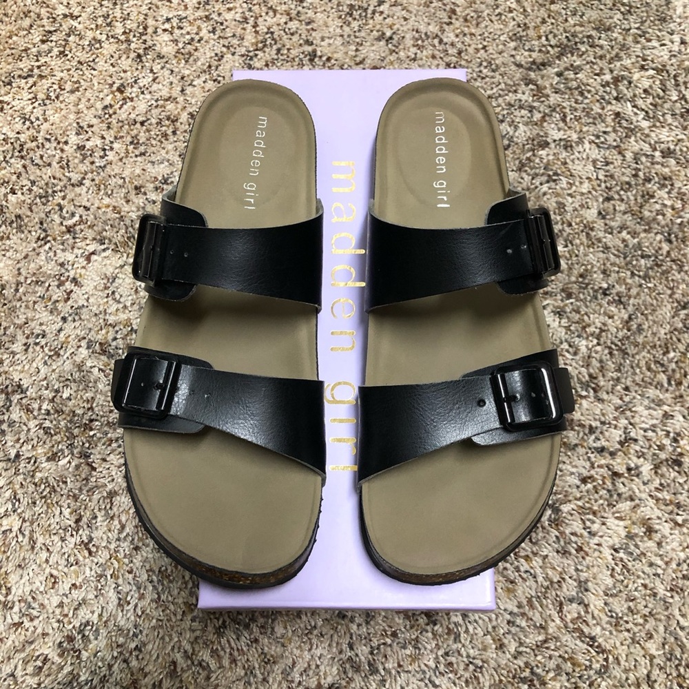 NEW - Madden Girl Brando Sandals Size 9